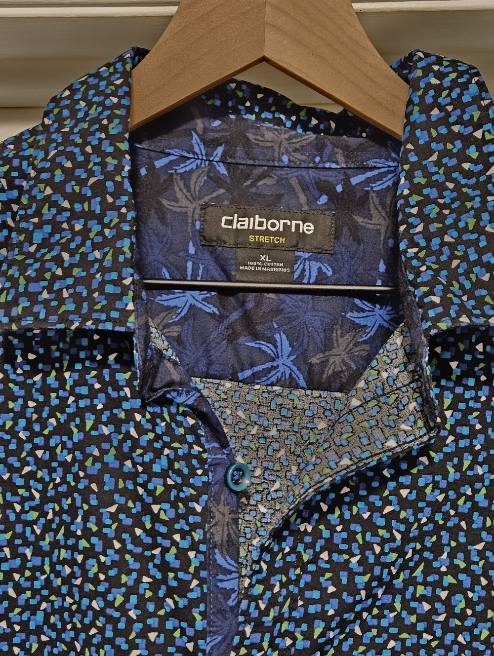 Claiborne Men's XL stretch long sleeve button-down shirt 100% cotton geometric